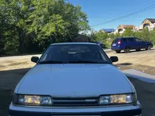 Mazda 626, 1989