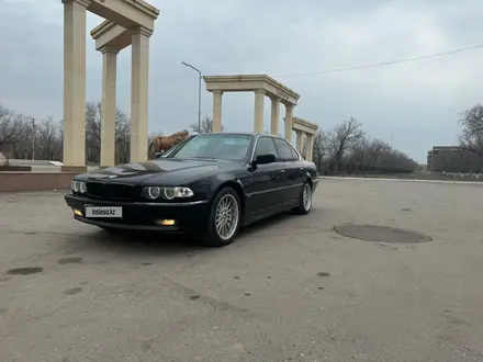 BMW 728 1997 года за 3 600 000 тг. в Алматы