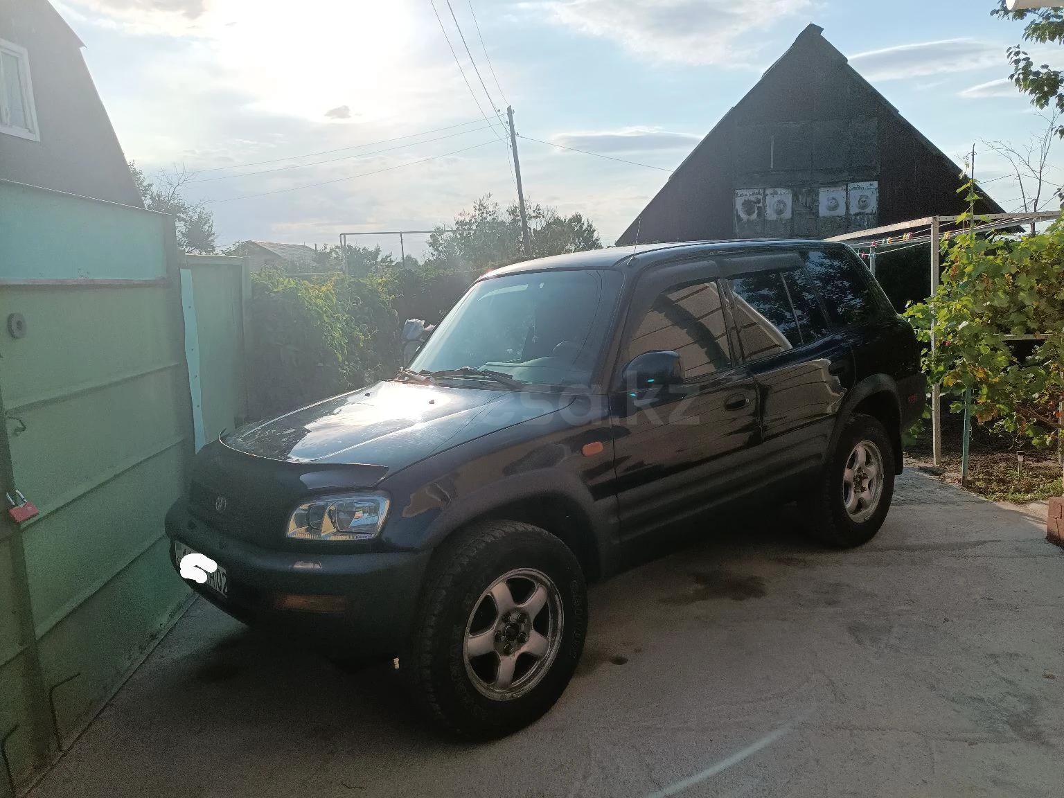 Toyota RAV4 1997 г.