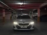 BMW 530 2024 года за 33 200 000 тг. в Павлодар – фото 3
