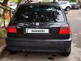 Volkswagen Golf 1996 года за 1 600 000 тг. в Астана – фото 4