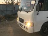 Hyundai  County 2006 года за 1 600 000 тг. в Атырау – фото 2