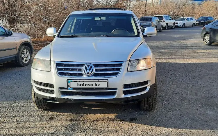 Volkswagen Touareg 2005 года за 4 250 000 тг. в Караганда