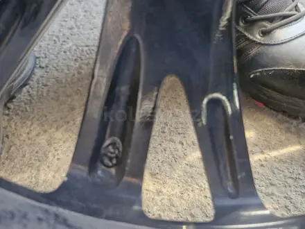 Диски с резиной оргинал 4шт за 350 000 тг. в Алматы – фото 3