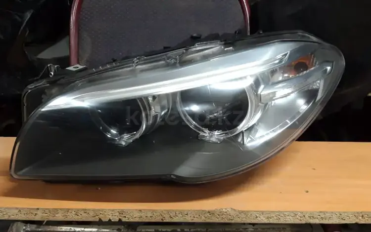 Фара левая BMW F10 рестайлинг за 130 000 тг. в Алматы