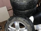 Диски с резиной комплект из 5 ти штук на toyota lexus 235 60 18 за 200 000 тг. в Астана