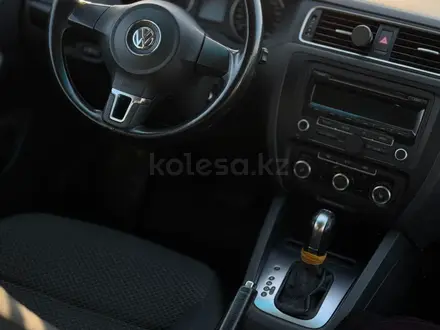 Volkswagen Jetta 2014 года за 5 800 000 тг. в Уральск – фото 11