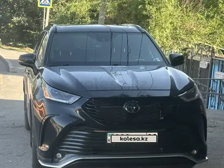 Toyota Highlander 2023 года за 25 500 000 тг. в Алматы