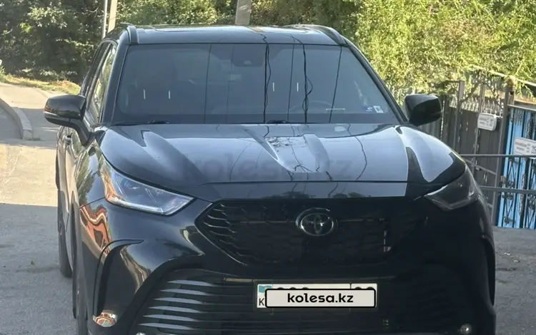 Toyota Highlander 2023 года за 25 500 000 тг. в Алматы