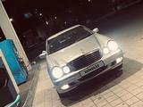 Mercedes-Benz E 320 1998 года за 4 500 000 тг. в Астана
