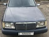 Mercedes-Benz E 220 1995 годаfor2 000 000 тг. в Жезказган