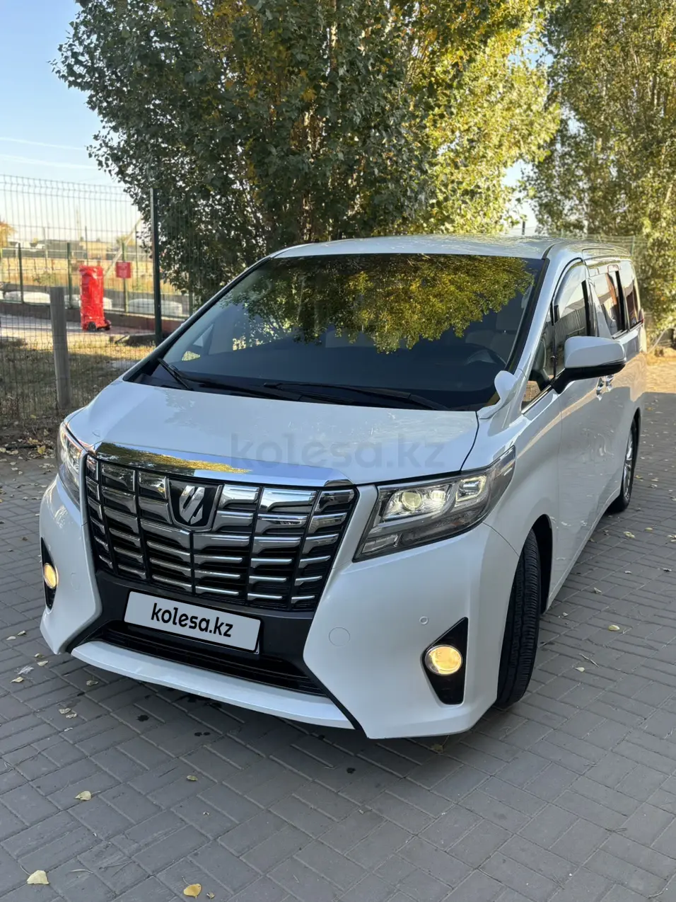Toyota Alphard, 2017