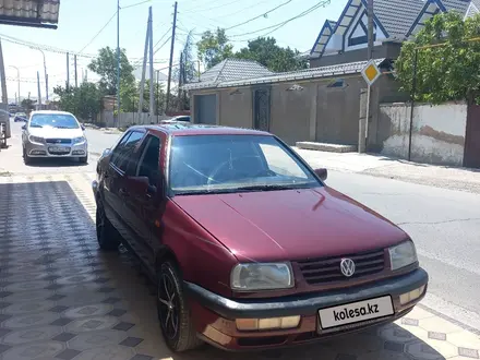 Volkswagen Vento 1994 года за 1 300 000 тг. в Шымкент – фото 4