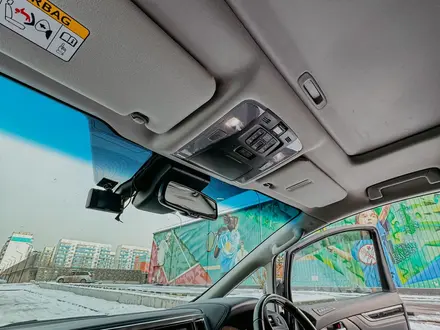 Toyota Alphard 2019 года за 29 500 000 тг. в Алматы – фото 35