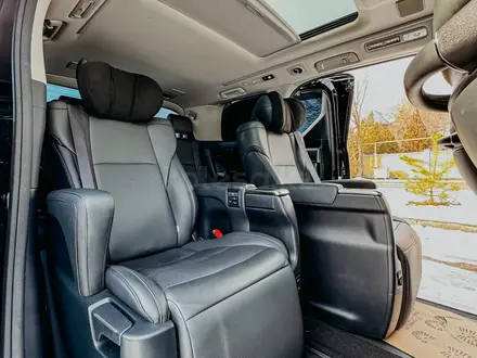 Toyota Alphard 2019 года за 29 500 000 тг. в Алматы – фото 55