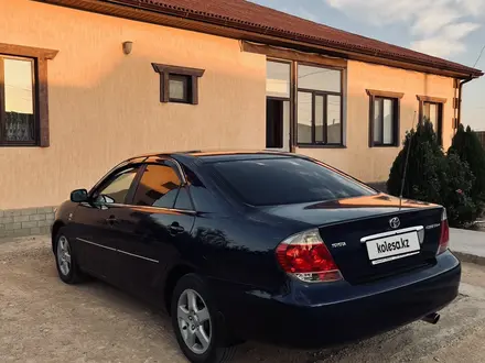 Toyota Camry 2005 года за 5 800 000 тг. в Атырау – фото 5