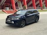 Toyota Highlander 2014 года за 12 000 000 тг. в Актобе – фото 2