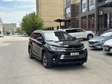 Toyota Highlander 2014 года за 12 000 000 тг. в Актобе – фото 4