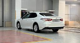 Toyota Camry 2020 года за 14 000 000 тг. в Алматы – фото 3