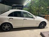 Mercedes-Benz C 180 2002 года за 2 600 000 тг. в Кызылорда – фото 2