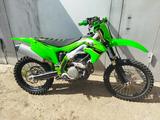 Kawasaki  KX 450 2022 года за 4 100 000 тг. в Павлодар