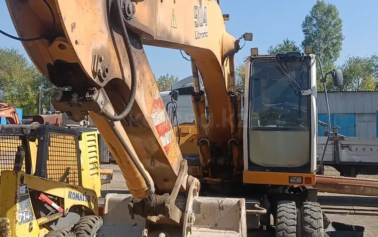 Liebherr  A904 2010 года за 8 000 000 тг. в Алматы