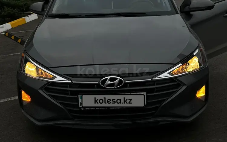 Hyundai Elantra 2018 годаүшін7 800 000 тг. в Актау