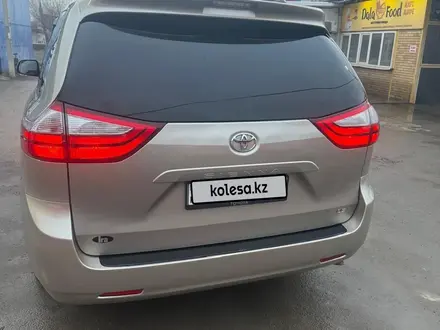 Toyota Sienna 2015 года за 12 500 000 тг. в Алматы – фото 4