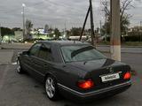 Mercedes-Benz E 280 1994 годаfor3 200 000 тг. в Шымкент