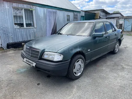 Mercedes-Benz C 180 1998 года за 2 100 000 тг. в Караганда