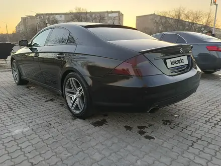 Mercedes-Benz CLS 500 2006 года за 7 000 000 тг. в Актау – фото 7