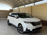 Kia Carnival 2023 года за 25 700 000 тг. в Шымкент