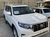 Toyota Land Cruiser Prado 2023 года за 32 000 000 тг. в Атырау – фото 2