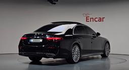 Mercedes-Benz S 500 4MATIC 2023 года за 50 000 000 тг. в Алматы – фото 4