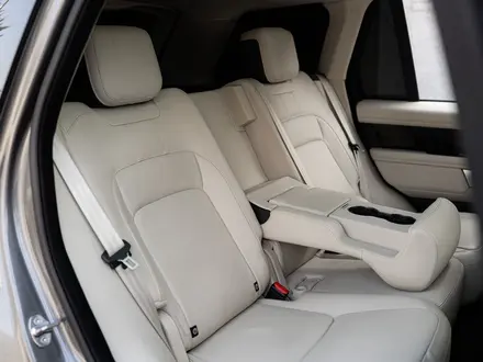 Land Rover Range Rover 2018 года за 30 000 000 тг. в Алматы – фото 29