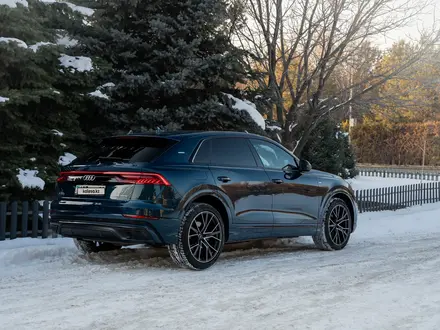 Audi Q8 2019 года за 34 500 000 тг. в Алматы – фото 13