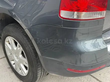 Volkswagen Touareg 2006 года за 6 800 000 тг. в Алматы – фото 5