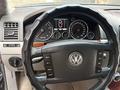 Volkswagen Touareg 2006 года за 6 800 000 тг. в Алматы – фото 6