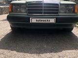 Mercedes-Benz E 260 1988 года за 3 800 000 тг. в Усть-Каменогорск – фото 4