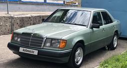 Mercedes-Benz E 260 1988 годаүшін3 800 000 тг. в Усть-Каменогорск