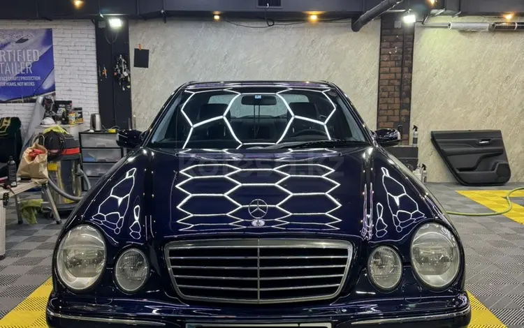 Mercedes-Benz E 55 AMG 2000 года за 9 500 000 тг. в Жанаозен