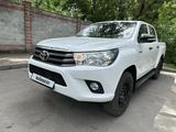 Toyota Hilux 2017 года за 13 800 000 тг. в Алматы