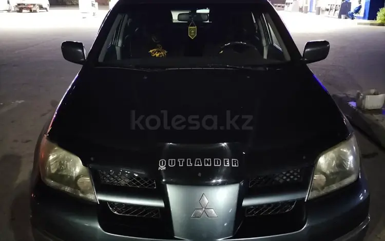 Mitsubishi Outlander 2004 года за 3 500 000 тг. в Байсерке