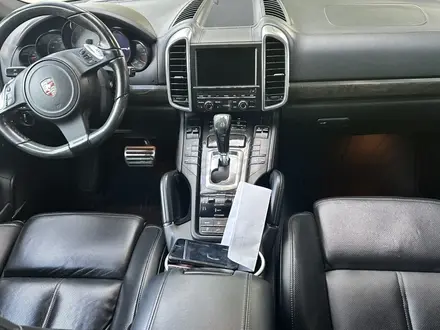 Porsche Cayenne 2010 года за 15 900 000 тг. в Алматы – фото 24