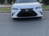 Lexus ES 250 2023 годаүшін27 300 000 тг. в Алматы