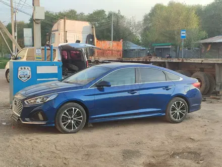 Hyundai Sonata 2018 года за 7 300 000 тг. в Алматы – фото 3