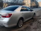 Toyota Camry 2013 года за 9 350 000 тг. в Семей – фото 2