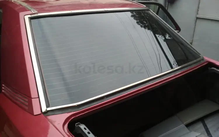 Стекло боковое лобовое Mercedes w201 w124 мерседес w202 за 15 000 тг. в Караганда