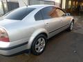 Volkswagen Passat 2001 годаfor2 800 000 тг. в Астана – фото 5