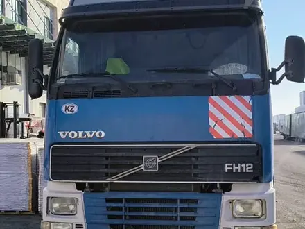Volvo  FH 2000 годаүшін11 000 000 тг. в Жаркент